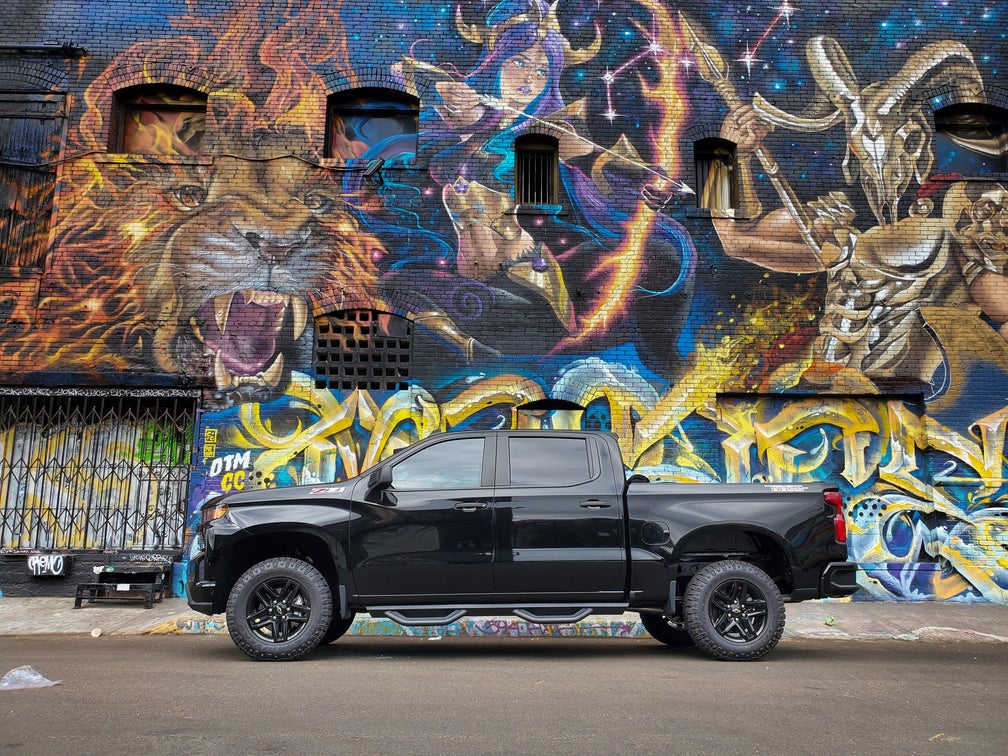 BODY ARMOR 4X4 CHEVROLET SILVERADO 1500 CREW CAB/2020-2023 SILVERADO 2500/3500 CREW CAB AMBUSH SIDE STEPS 2019-2023