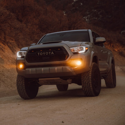 Heretic Toyota Tacoma (2012+) - LED Fog Light Kit - Amber Lens