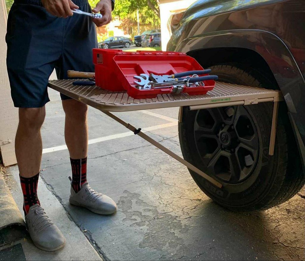 TailGater Tire Table Steel Large