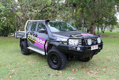 Dobinsons 4x4 toyota hilux snorkel