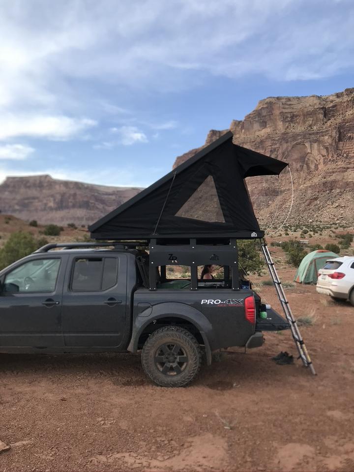 Hutch Tents Zion 3 Roof Top Tent
