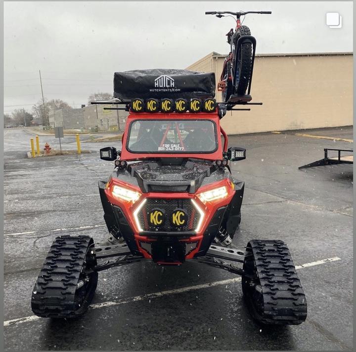 Hutch Tents Prospector 2 With Skylights