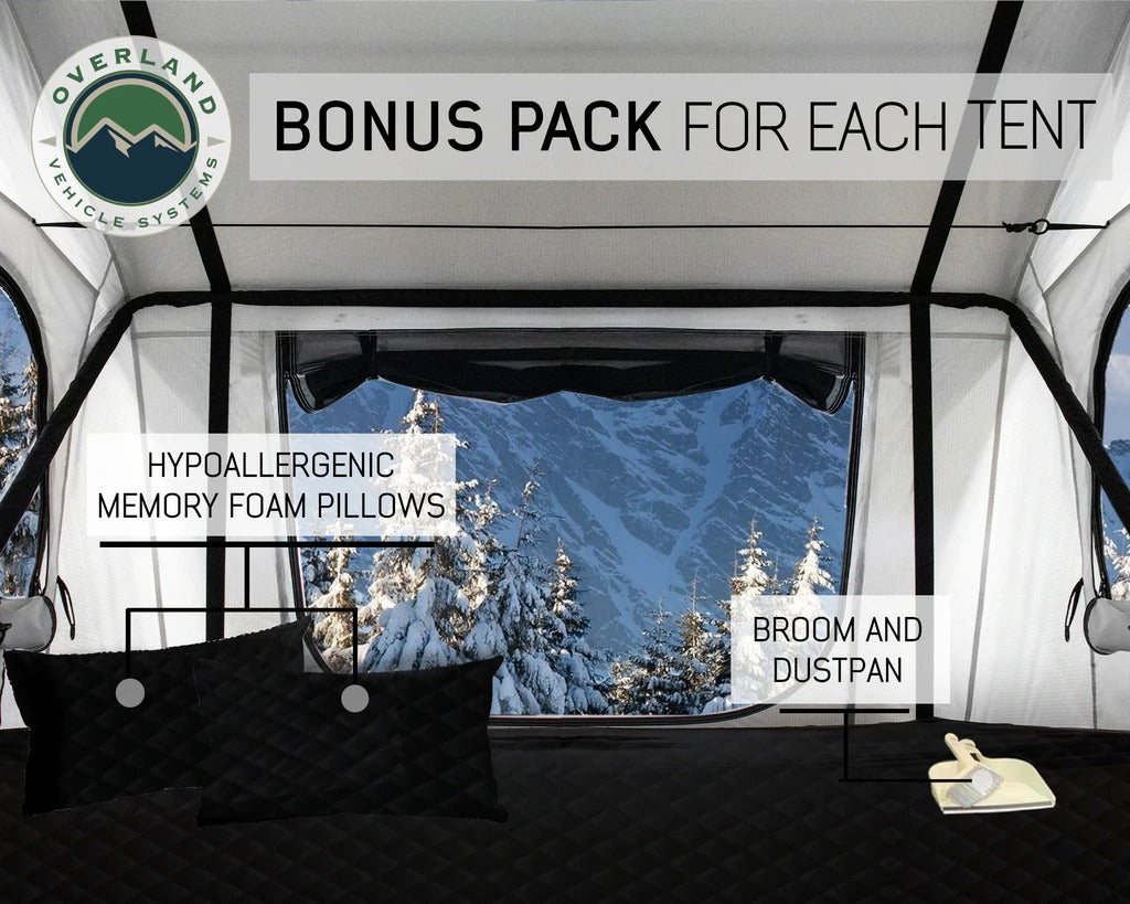 Overland Vehicle Systems Nomadic 3 Extended Roof Top Tent in Artic White