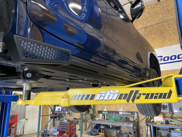 CBI LX570 Rock Sliders