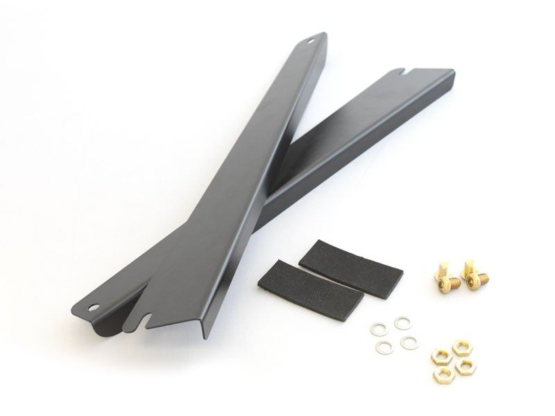 FRONT RUNNER WIND DEFLECTOR 20MM LIP NARROW PAIR / 1255MM(W)